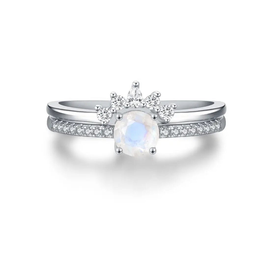 Petite Selene Ring Set