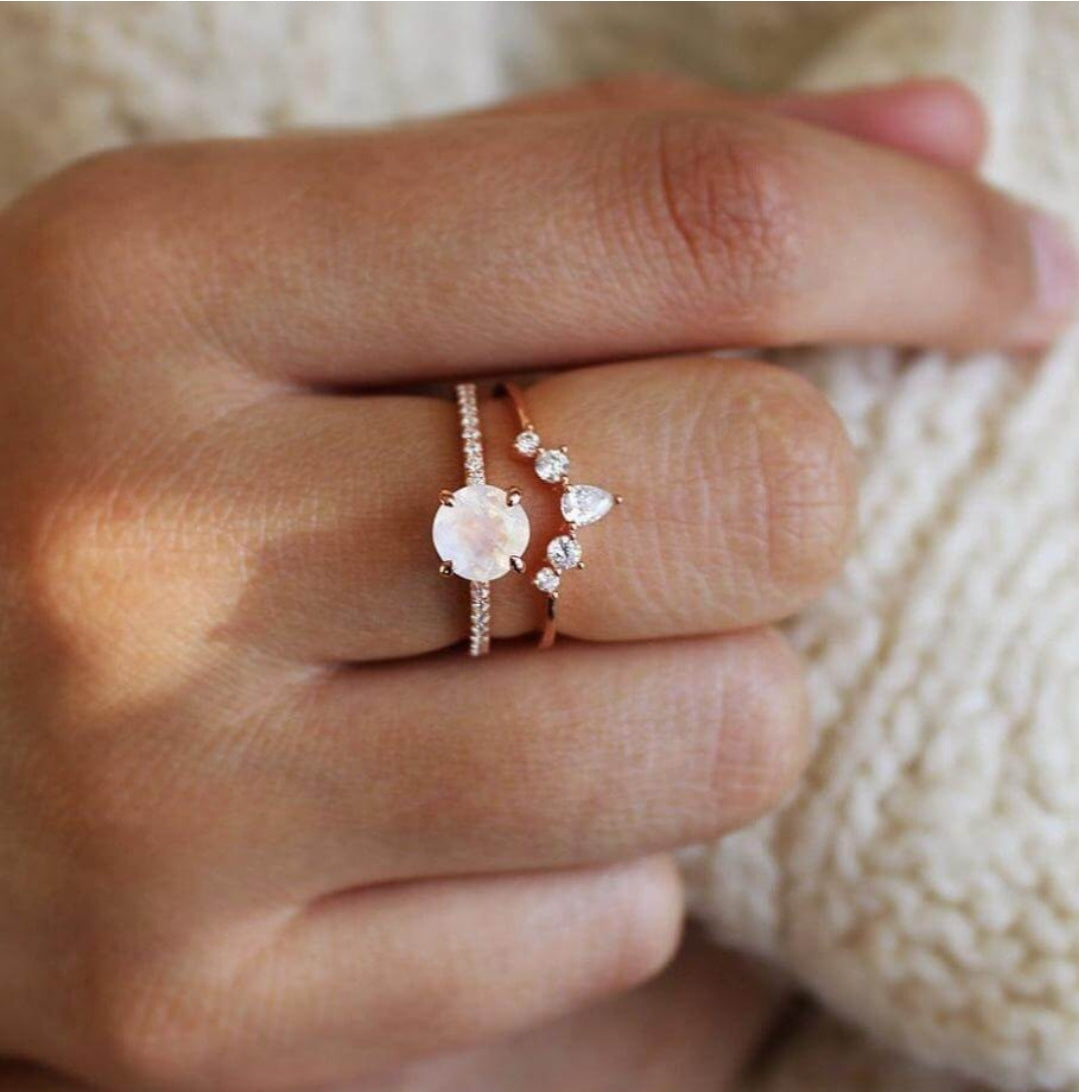 Selene Ring Set